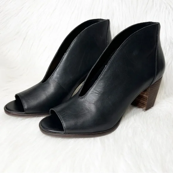 SOLD-Lucky Brand Black Leather Peep Toe Heel Shootie Ankle Boot Pumps - Picture 3 of 11